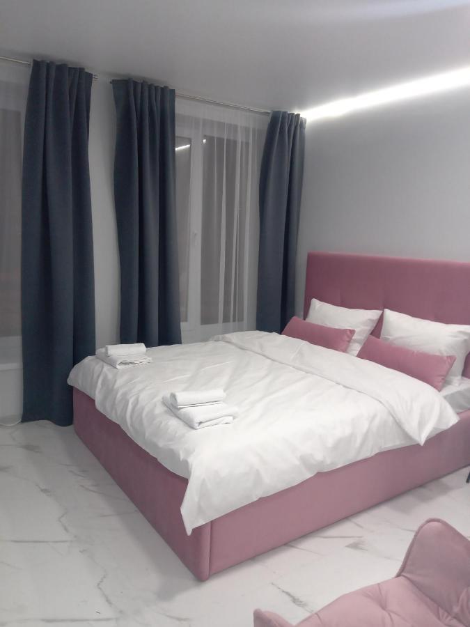 New Apartments Vip 3 Lviv Ngoại thất bức ảnh